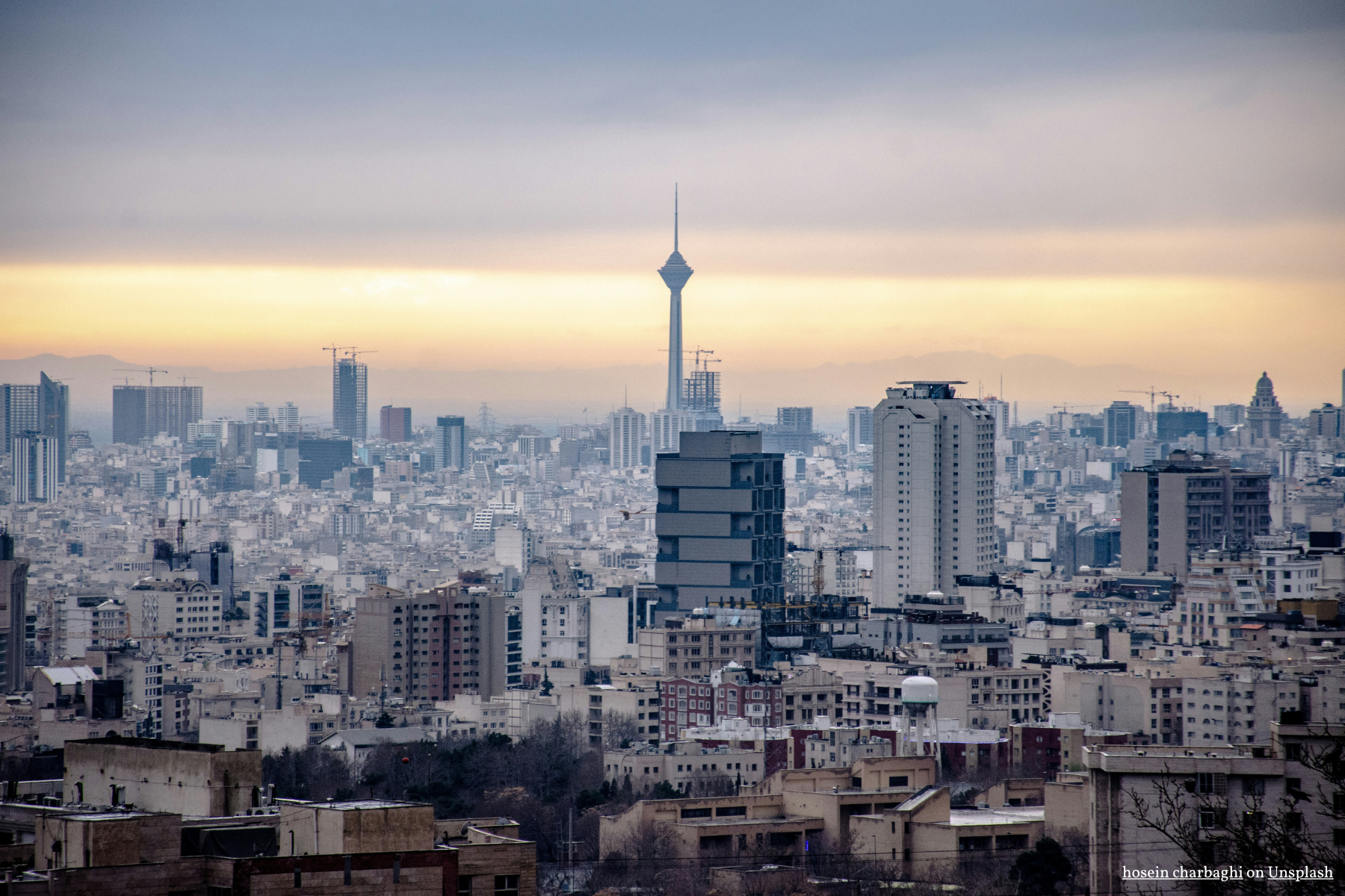 Photo by hosein charbaghi on Unsplash (6 x 4 in)